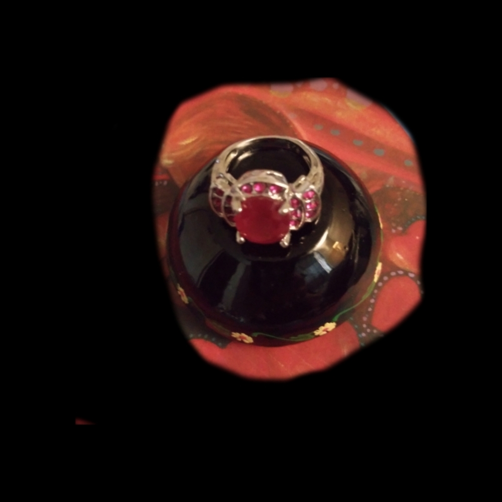 Women's ring